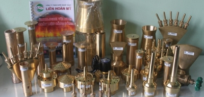 VÒI PHUN CHẤT LIỆU ĐỒNG