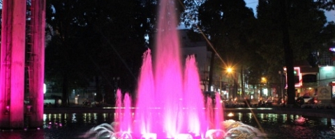 Đài phun nước Hồ Con Rùa