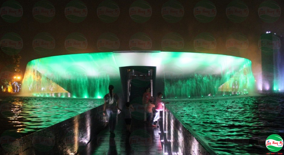 Phun nước nghệ thuật hồ số 8 Becamex Bình Dương