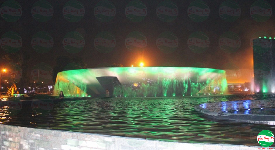 Phun nước nghệ thuật hồ số 8 Becamex Bình Dương