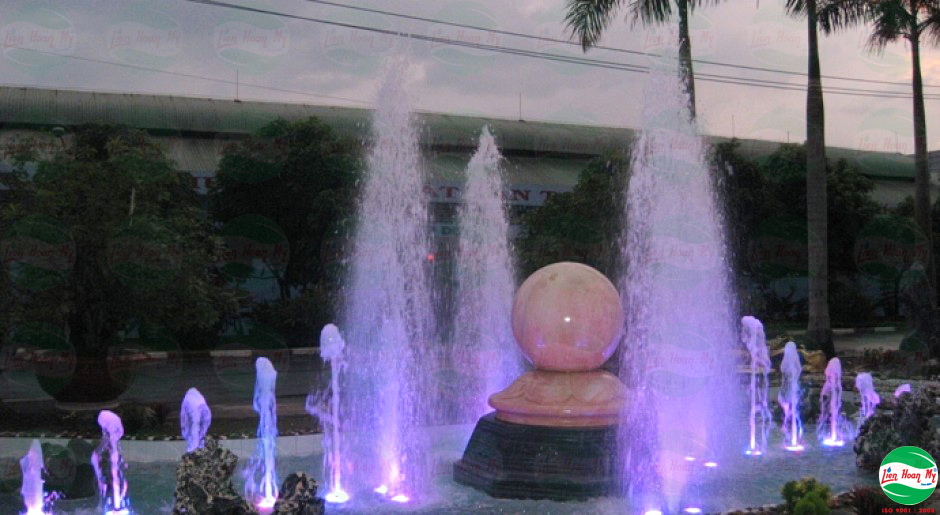 Phun nước nghệ thuật Công Ty Dệt May 7