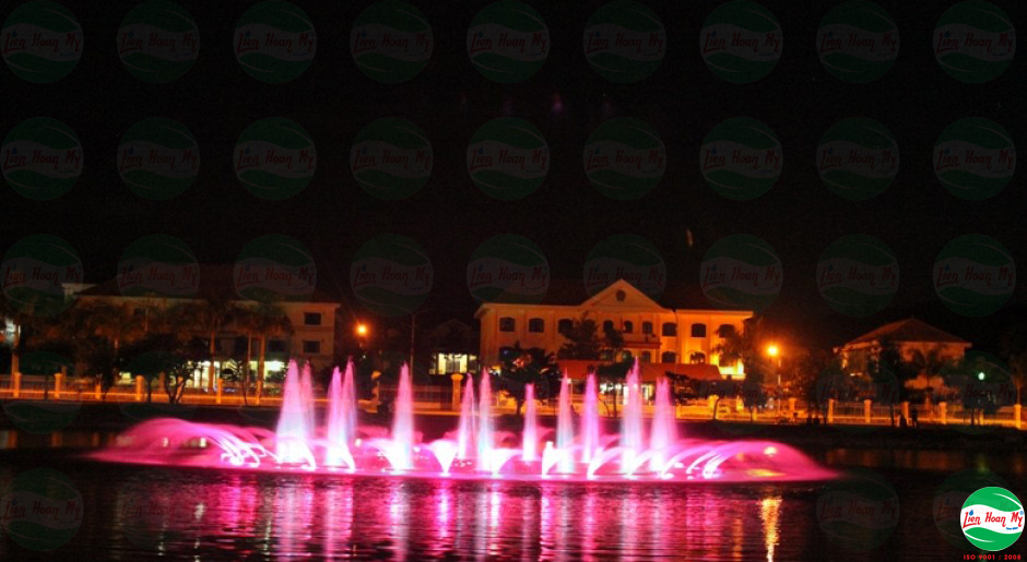 Phun nước nghệ thuật Trung Tâm Hành Chính Lâm Hà - Lâm Đồng