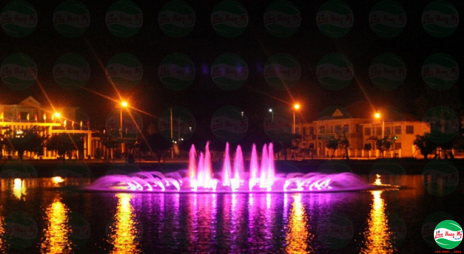 Phun nước nghệ thuật Trung Tâm Hành Chính Lâm Hà - Lâm Đồng