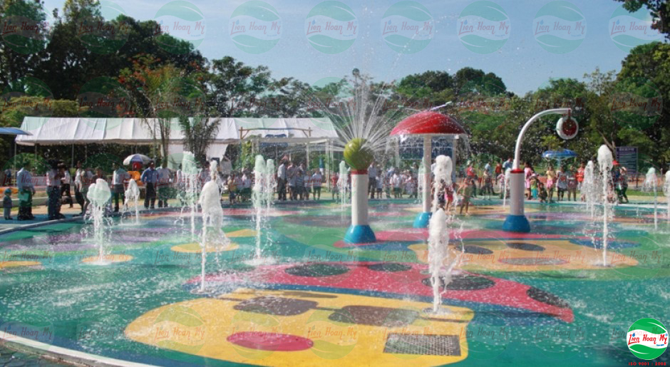 Sàn phun nước công viên Gia Định